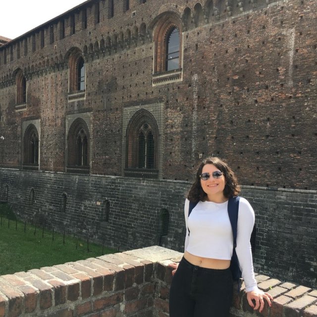 Ruya Yonak - Ruya is a freelance writer based in London who is passionate about travel, live music, culture, food and stand up comedy! That’s why she loves going to cities and immersing herself in the hustle and bustle. She started ecocityguides to help travelers discover cities sustainably and to promote sustainable businesses in cities.