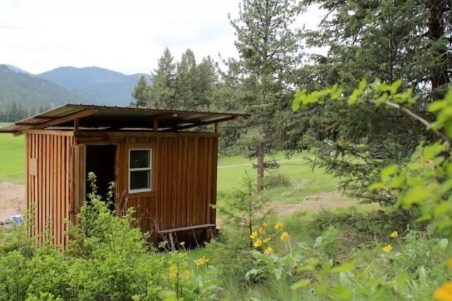 Source: Hipcamp Love Shack Eco Experience    Price Range  - $   Book this place   A unique accommodation option and ethical experience all in one! The Love Shack is a “tiny house” cabin-style stay that provides a cozy and eco-conscious feel. The shack has solar energy which provides power, lighting, and charging ports for devices - although the Love Shack highly recommends disconnecting and enjoying the surrounding nature during your stay! Love Shack strongly advocates sustainability practices and hopes to inspire guests through the many projects that are going on daily. Some projects include natural building, rocket heater building, planting, seed harvesting, food preservation, and fermenting. During your stay, guests are encouraged to learn or help out with any of these that are going on. There are many activities that you can participate in around the cabin like hiking, swimming, fishing, and paddling. The Love Shack also offers a 3-hour tour of the land for $30, plus $10 for each additional person.    Papa's Treehouse on Airbnb