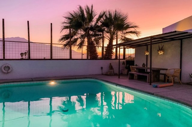 Source: Miracle Manor