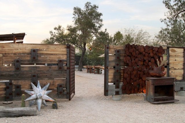 Source: Mojave Sands Motel