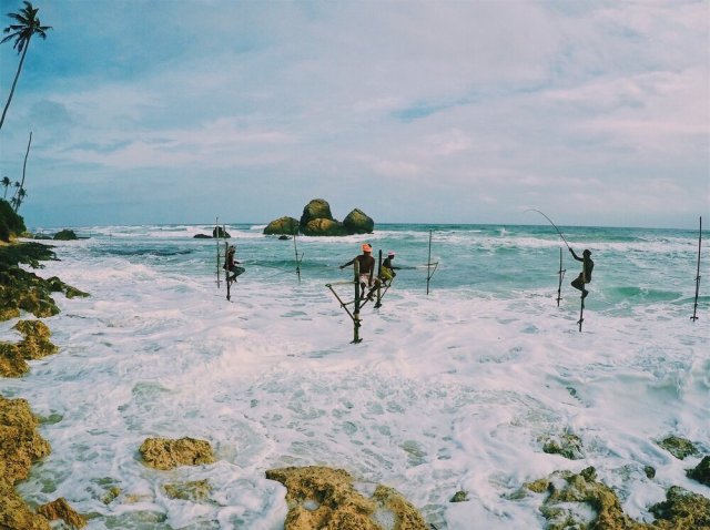 Fisherman in Sri Lanka.  📷  @jaclynyost