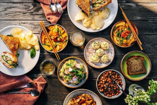 Source:&nbsp; Lion Dance Cafe