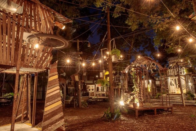 Source: The Knot &nbsp;