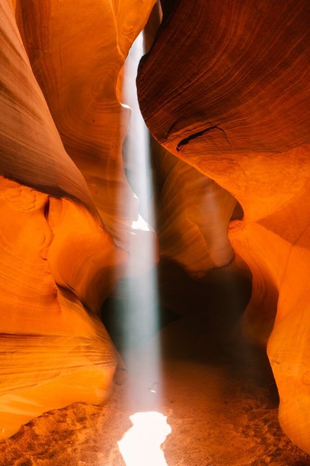 Antelope Canyon, Arizona.  📷  @varun2411